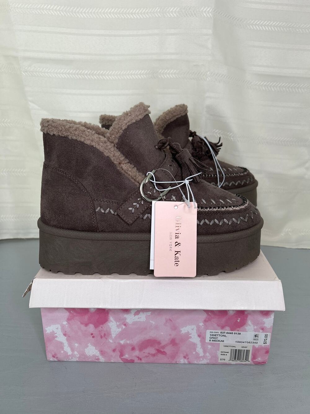 Olivia & Kate Setton Chunky Heel Winter Boots Womens 8M Gray Shearling NWT
